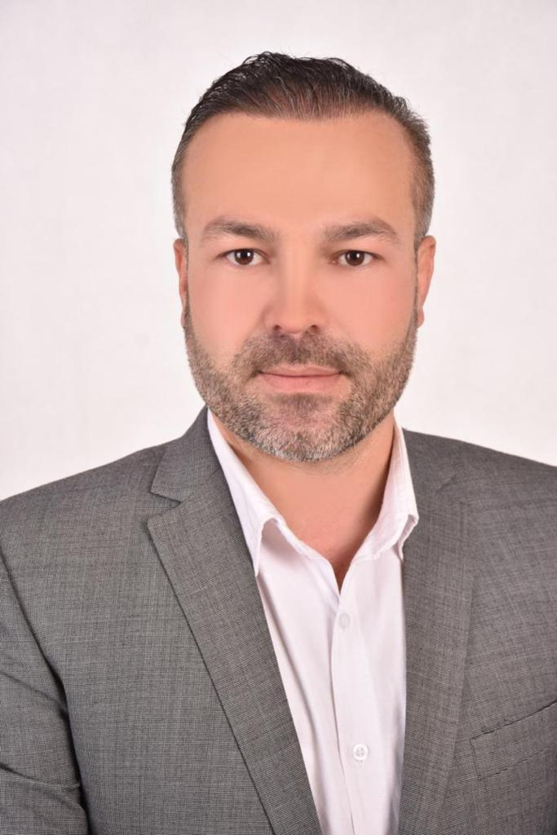 عبداله بیگی